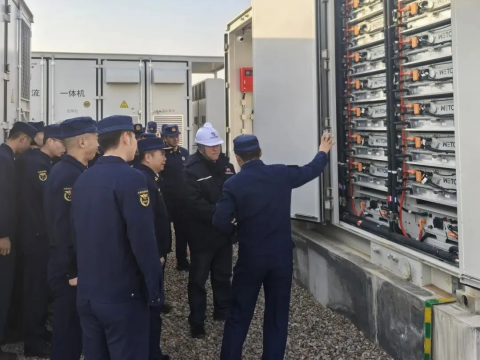 以练筑防！利来老牌国际官网app电气盐池储能电站开展消防专项行动